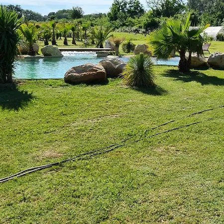 Des Cerisiers Jacuzzi Et Sauna Inclus Pour Tous Les Frühstückspension